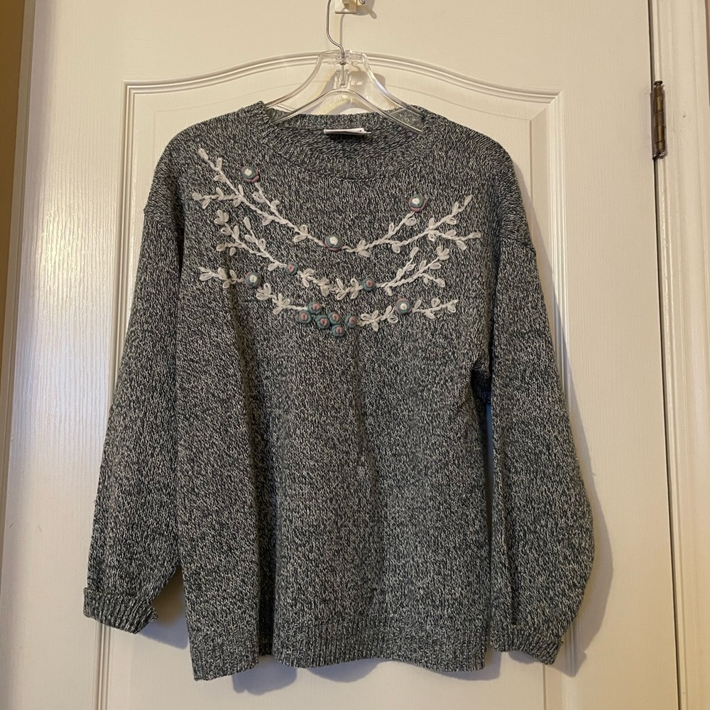 Vintage Personal Gray White Marbled Floral Embroidered Sweater Size L Cottage